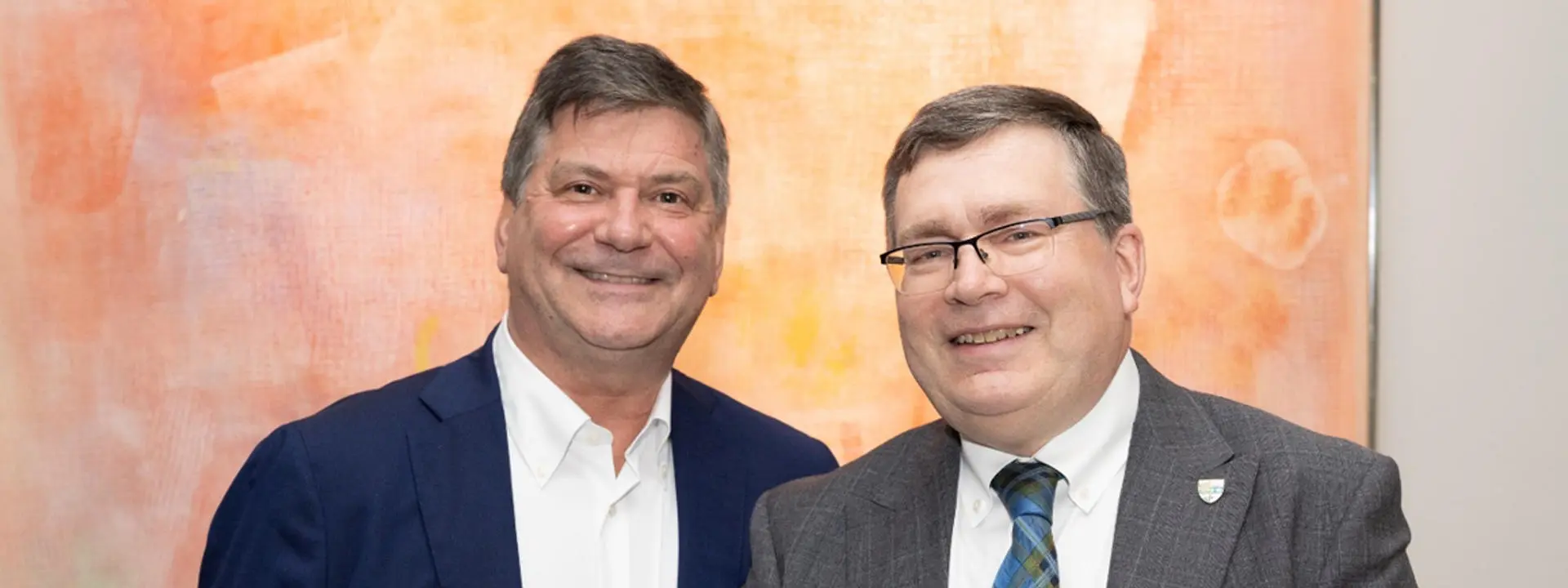 Gordon Reid (left) and Heriot-Watt Principal and Vice-Chancellor, Professor Richard A. Williams (right)