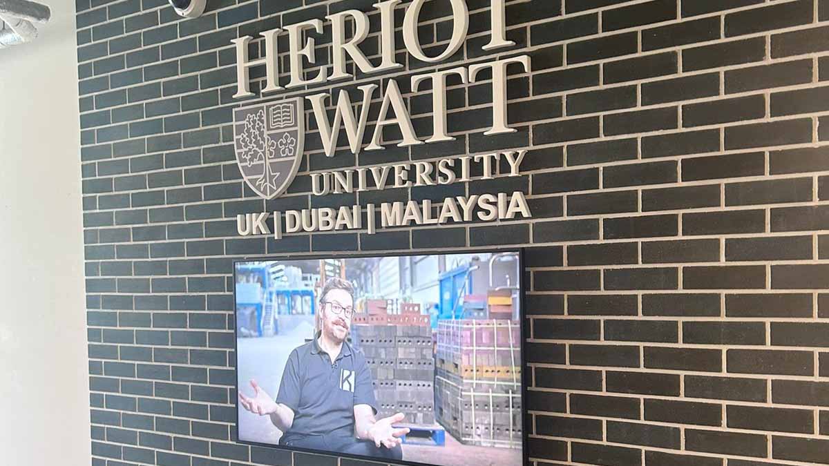 Wall constructed from K-Briqs at the Dubai Campus